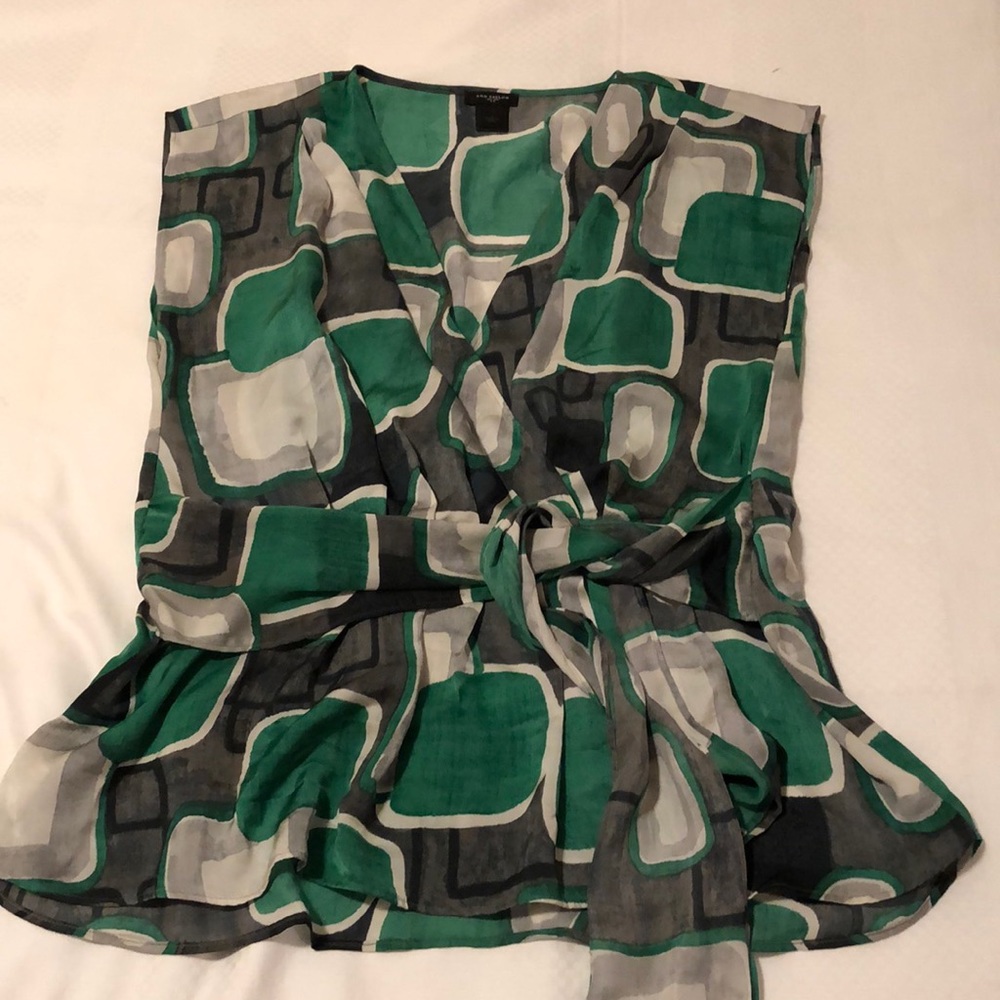 Ann Taylor Blouse in Green/Gray/Black